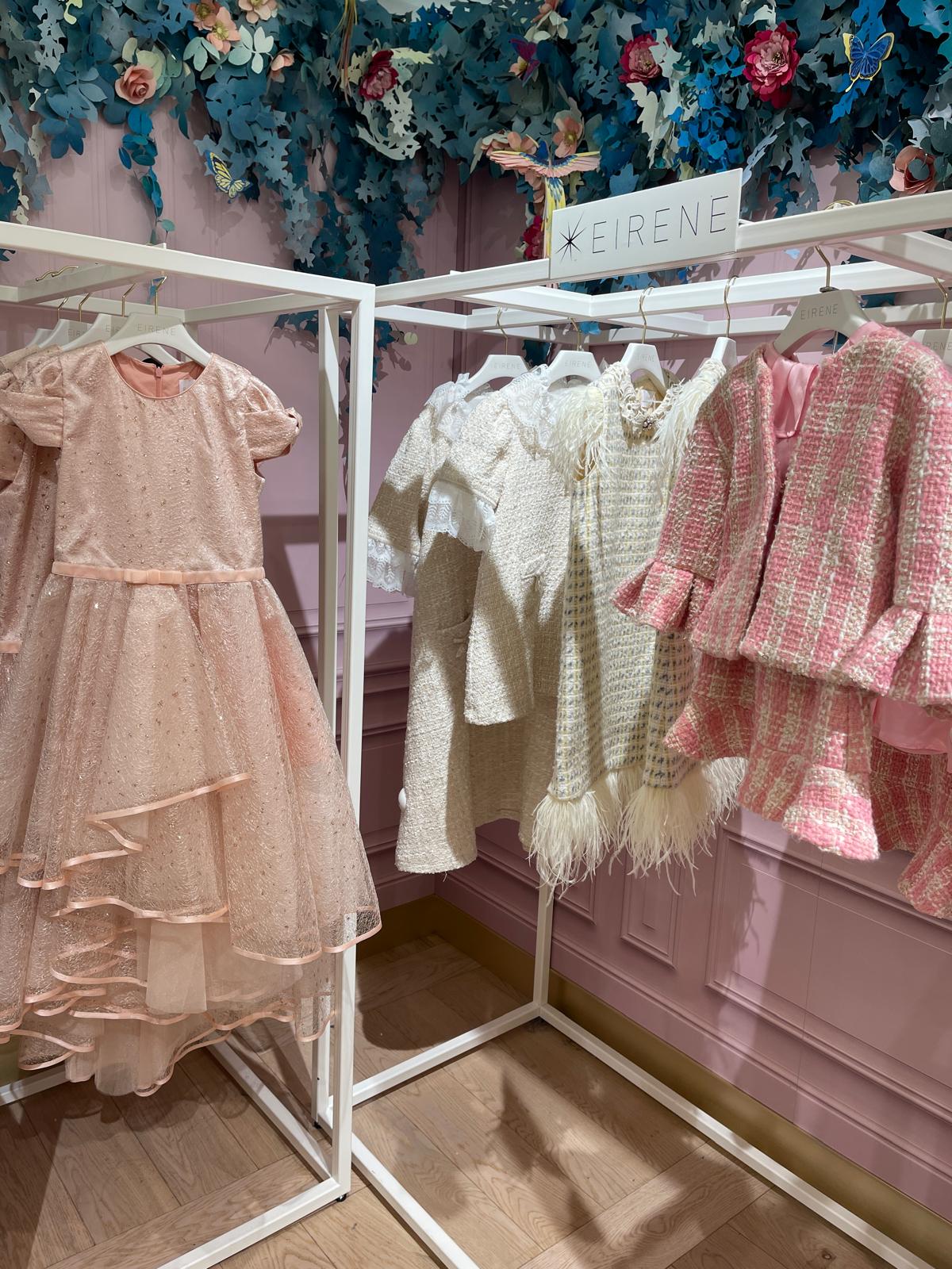 Щанд на EIRENE в Harvey Nichols